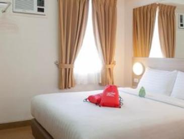 tune hotel aseana city_double room