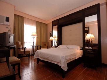 planta hotel bacolod_suite room2