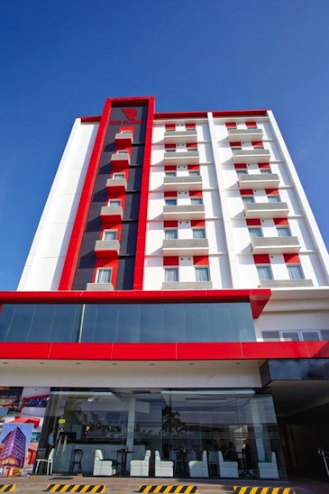 red planet hotel davao