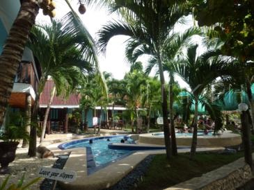 mangodlong rock resort_swimming pool