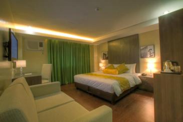 one greenbelt hotel_suite room