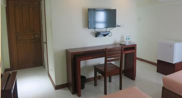 palawan palm suites_superior room