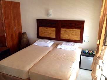 seafari resort_guest room
