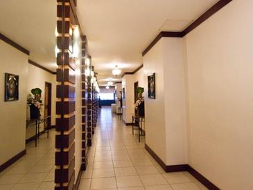 dynasty court hotel_hallway