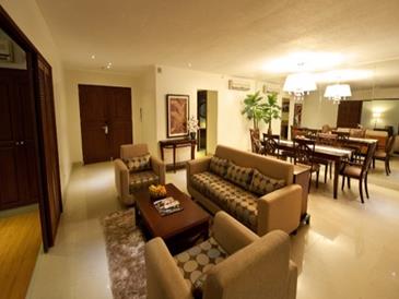 amigo terrace hotel_nicholas loney suite