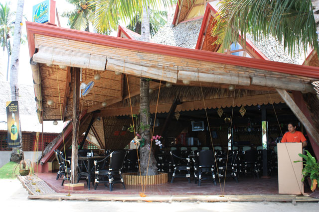 alona pyramid restaurant