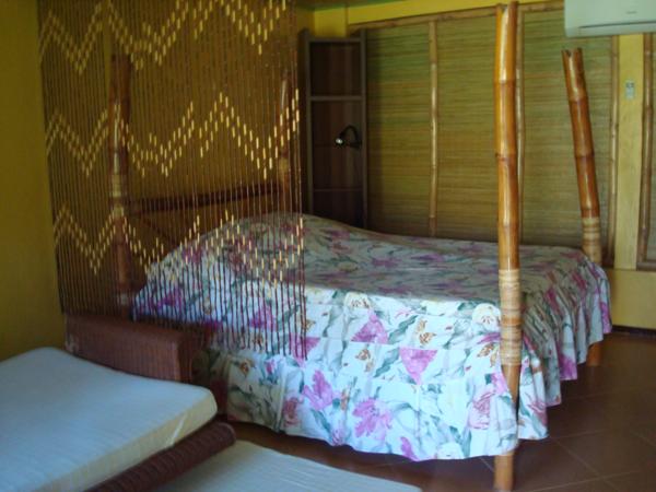 moalboal resort room