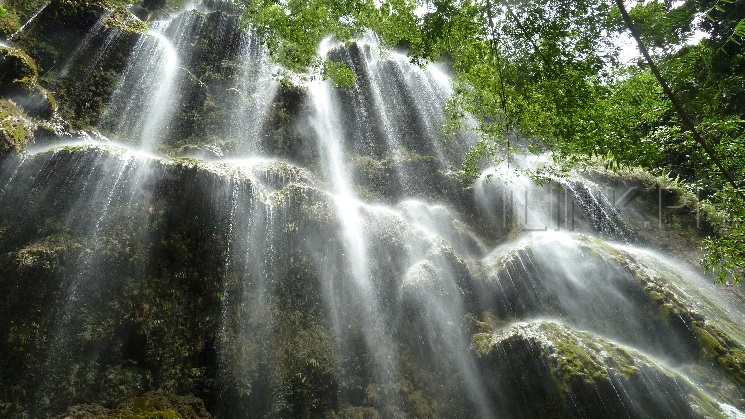 tumalog falls