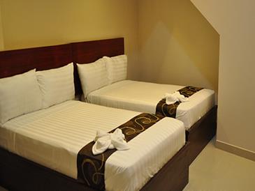 el nido hotel_rovics_triple room2