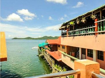 coron sunrise inn