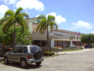 circle inn bacolod_facade