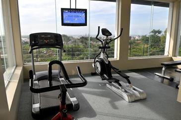 l fisher hotel_gym