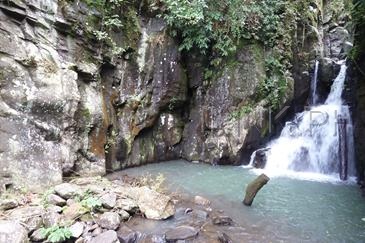 bacolod tourist spots_mambukal springs waterfall