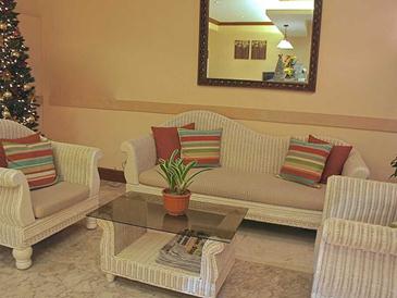 vacation hotel cebu_lobby