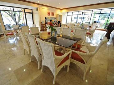 vacation hotel cebu_restaurant