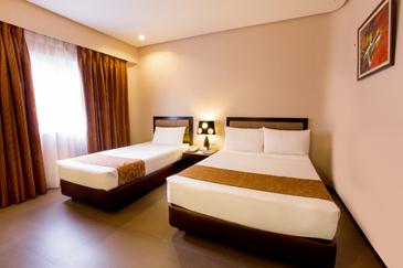 n hotel cayan de oro room rates