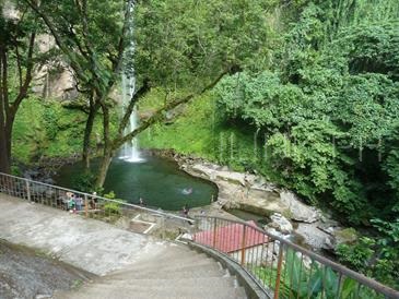 katibawasan falls camiguin2