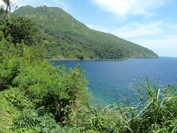 camiguin tourist spots_the lookout