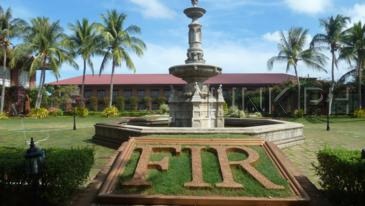 fort ilocandia_hotel grounds2