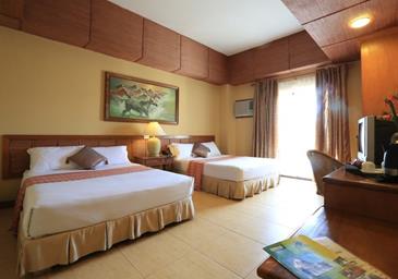 java hotel laoag_executive suite