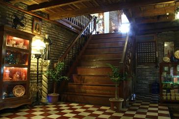 grandpa's inn vigan_interior