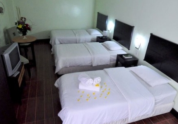 business inn bacolod_room