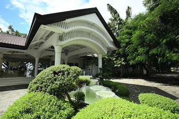 pacific cebu resort_entrance