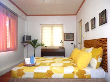 brandon's lodge batanes_room