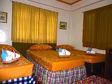 brandon's lodge batanes_guest room3