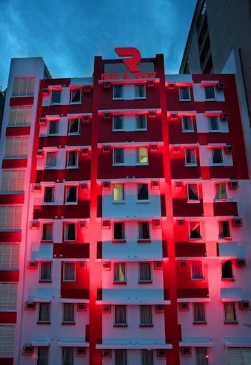 red planet hotel ermita exterior