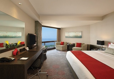 hotel jen manila_club room