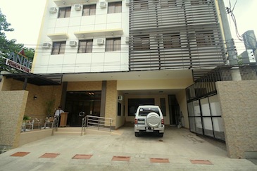 anri pension house cebu_exterior