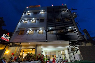 anri pension house cebu_night view