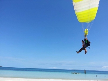 skydiving in cebu