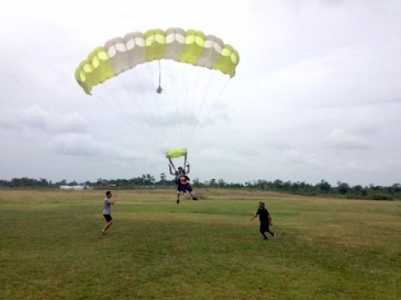skydiving cebu