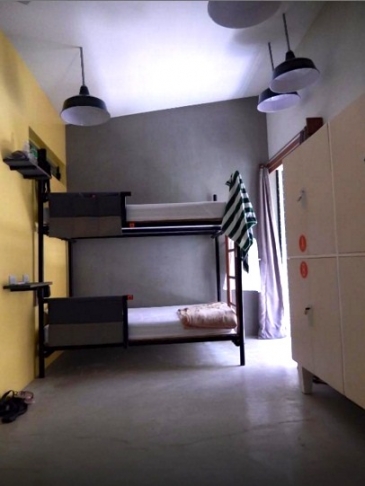 spin hostel el nido_guest room