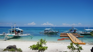 kalanggaman island watersports dock