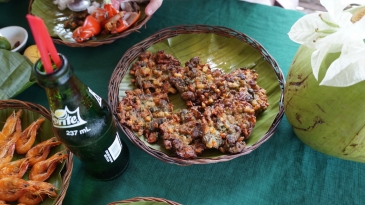 cambuhat river tour_lunch oyster cake