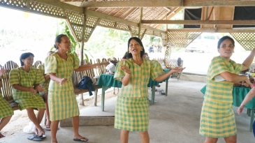 cambuhat river tour_song and dance