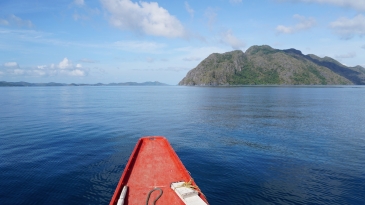 coron reefs and wrecks tour