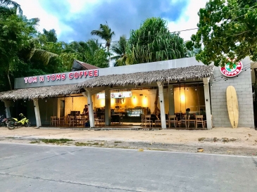 la luna resort siargao_coffee shop interior
