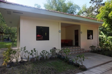 wellbeach dive resort dauin_standard family room ouside view