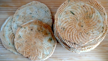 cebu pasalubong - sesame crackers