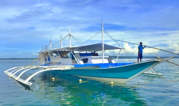 cebu boat rental - deluxe boat