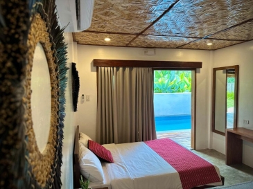 yumi villas port barton hotel