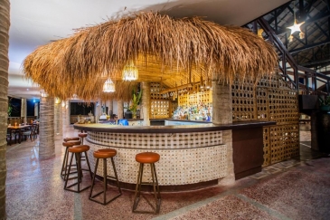 club agutaya long beach san vicente