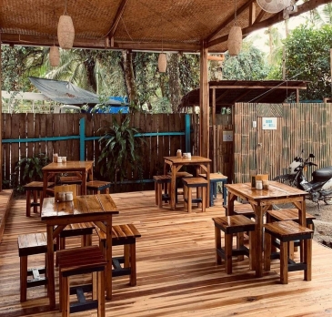 lunazul guesthouse port barton Palawan