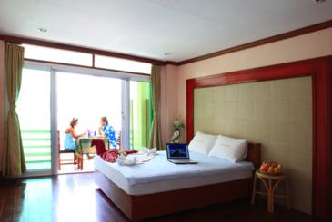 el nido beach hotel_deluxe room