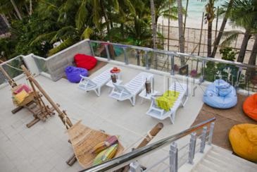 b pod boracay_sun deck