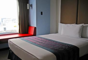microtel mall of asia_room
